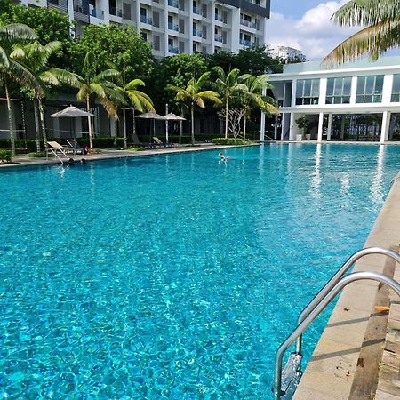 Retreat At Cybersquare Apartment Cyberjaya Exterior foto